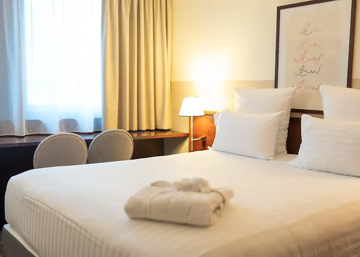 Otel Mercure Gare Montparnasse Tgv Paris