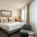 Hotel Mercure Gare Montparnasse Tgv