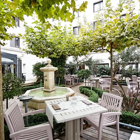 Mercure Gare Montparnasse Tgv מלון