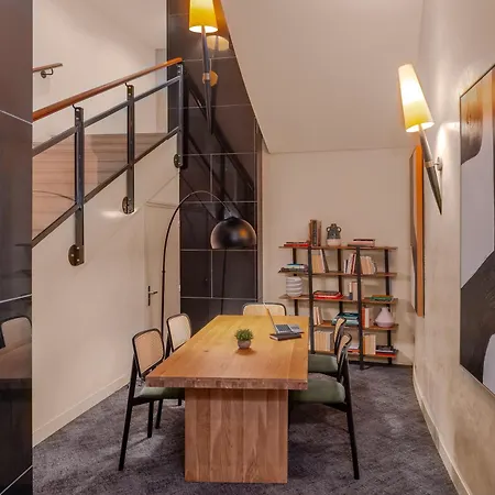 Hotell Mercure Gare Montparnasse Tgv 4*