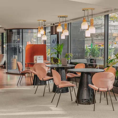 Hotel Mercure Gare Montparnasse Tgv 4*