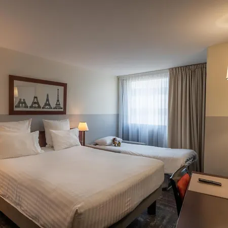 Mercure Gare Montparnasse Tgv 4*
