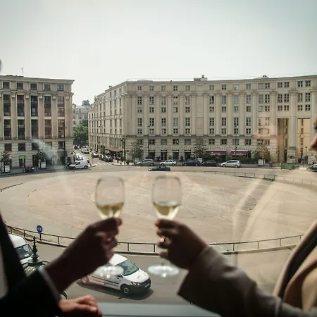 Отель Mercure Gare Montparnasse Tgv