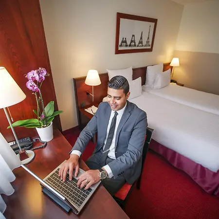 Hotel Mercure Gare Montparnasse Tgv Paris