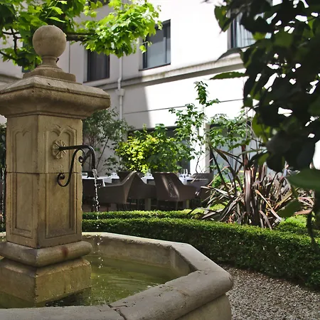 فندق Mercure Gare Montparnasse Tgv 4*