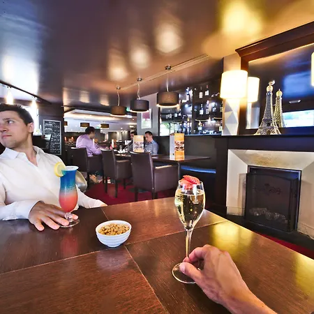 Mercure Gare Montparnasse Tgv 4* Párizs