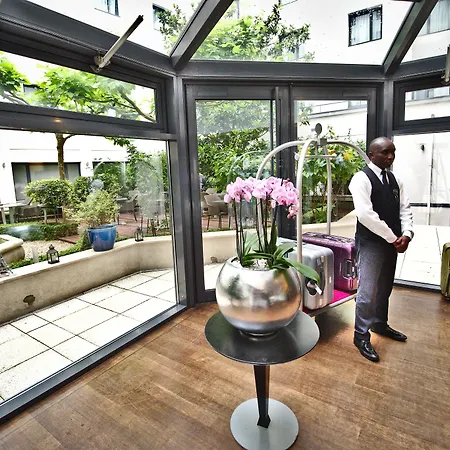 Mercure Gare Montparnasse Tgv 4*