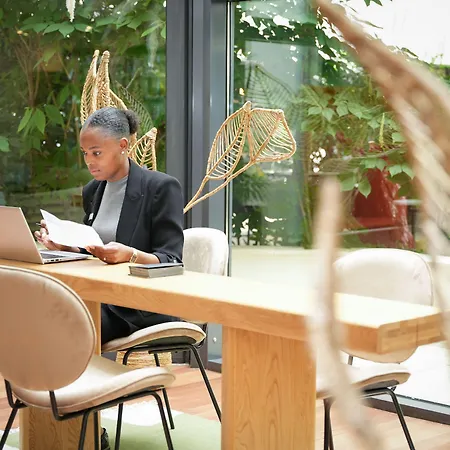 Mercure Gare Montparnasse Tgv 4*