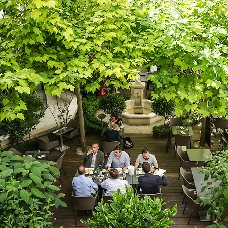 Mercure Gare Montparnasse Tgv 4*