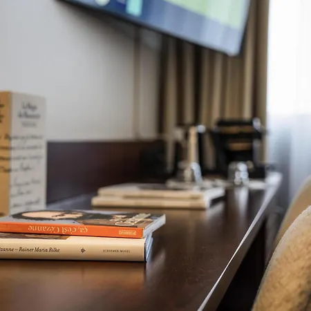 Mercure Gare Montparnasse Tgv 4*