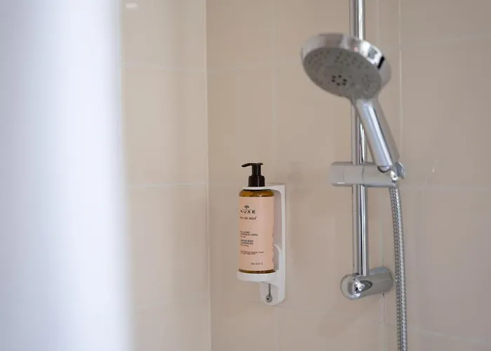 Mercure Gare Montparnasse Tgv Отель